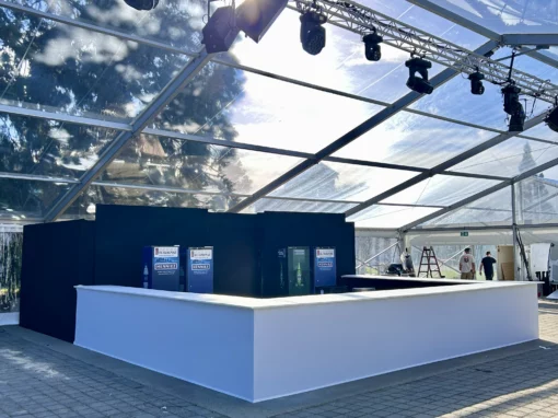 Aménagement d’un bar et d’un espace traiteur