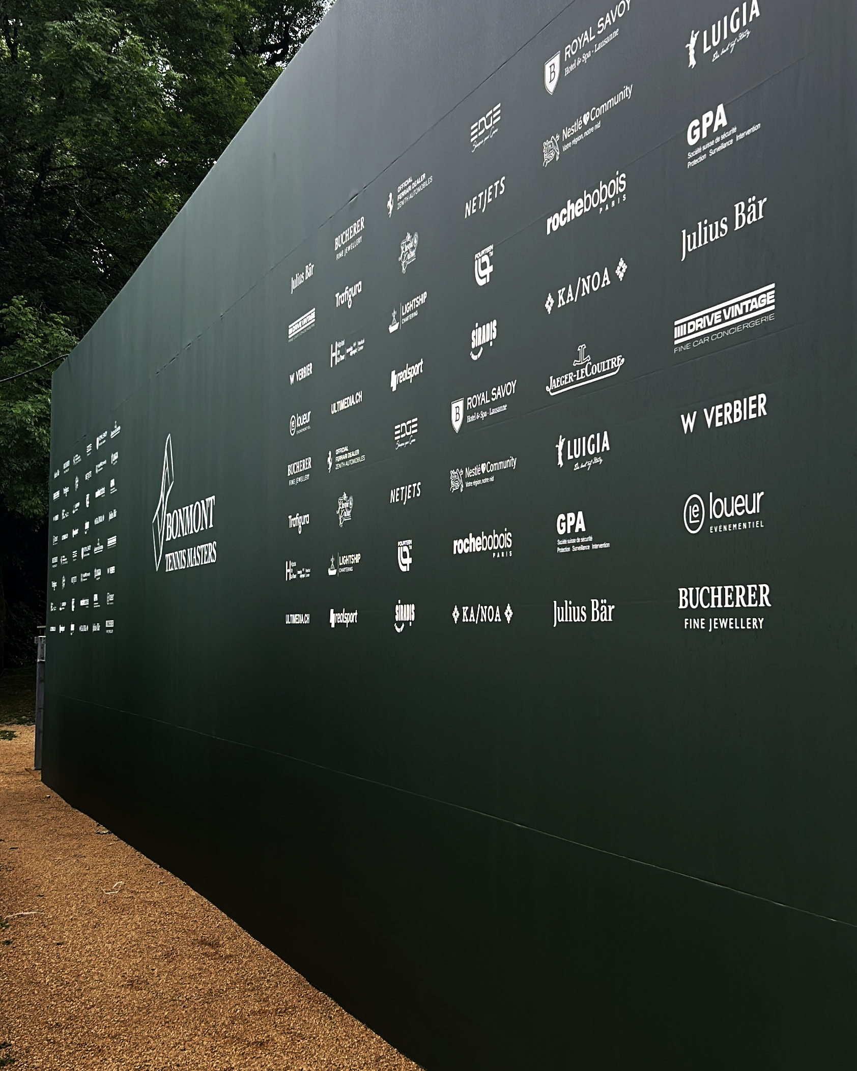 Transformation d'un terrain de tennis par Nova Craft